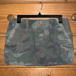 American Eagle Camo Print Cargo Skirt